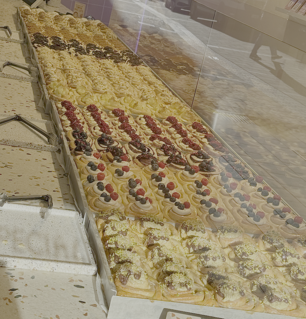 cinnamon roll industrial